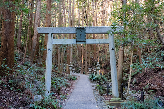 天の岩戸